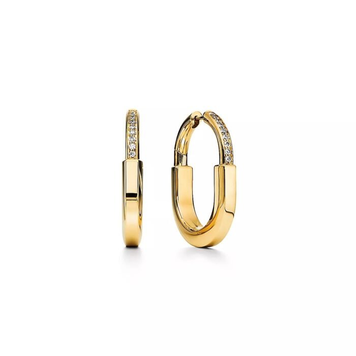 ELSIE LOVE Lock Earrings with Zirconia | V Gold 18K Gold Plated Medium Hoops - Image 1