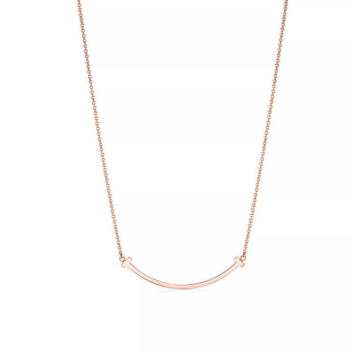 ELSIE LOVE Smile Pendant Small | V Gold 18K Gold Plated Minimalist Necklace - Image 10