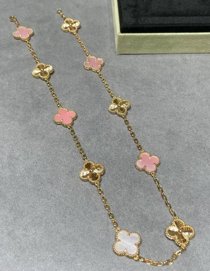 ELSIE LOVE Clover Leaf Necklace · 18K Gold Plated 925 Silver · Multiple Motifs · Mother-of-Pearl / Onyx / Carnelian / Malachite / Blue Agate - Image 22