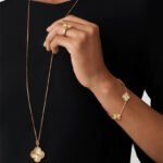 ELSIE LOVE Clover Leaf Ring,925 Silver, 18k Gold Plated - Image 12