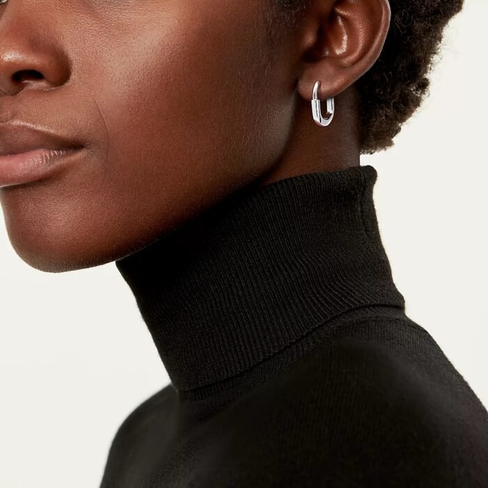 ELSIE LOVE Lock Earrings | V Gold 18K Gold Plated Minimalist Hoops - Image 12