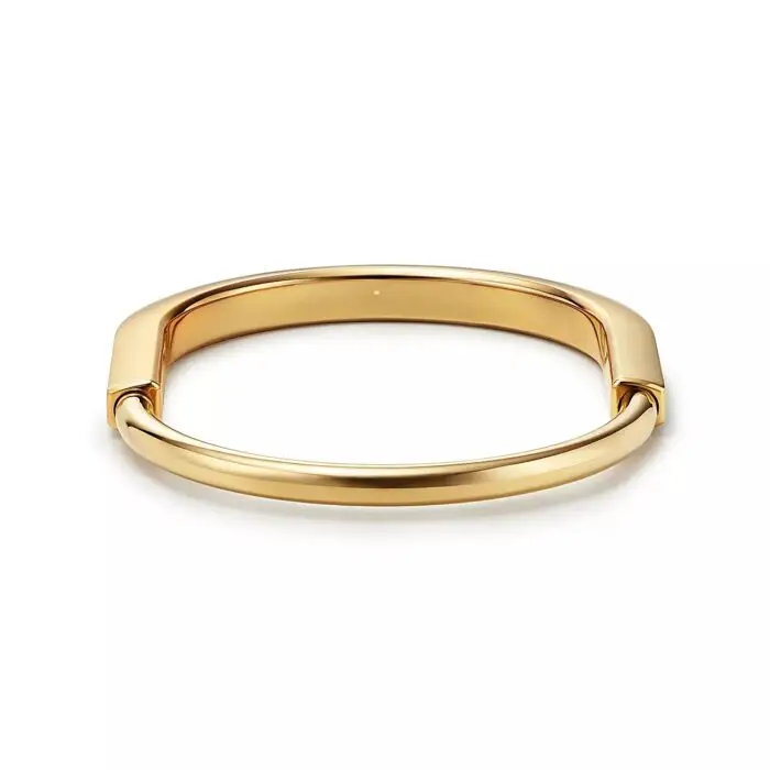 ELSIE LOVE Lock Bangle, 18K Gold Plated, V Gold, Medium Size, PVD 5x Layered - Image 3