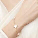 ELSIE LOVE Clover Leaf Bracelet ,925 Silver, 18k Gold Plated - Image 28