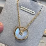ELSIE LOVE Amulette Necklace · 18K Gold Plated V Gold · Mother-of-Pearl / Onyx / Malachite / Carnelian · Lucky Pendant Choker - Image 4