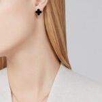 ELSIE LOVE Clover Leaf Earrings · 18K Gold Plated 925 Silver · White Mother-of-Pearl / Black Onyx / Red Carnelian / Green Malachite - Image 4