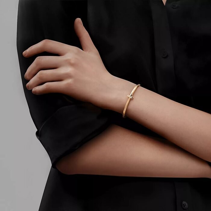 ELSIE LOVE T1 Narrow Hinged Bangle for Women, 18K Gold Plated V Gold Medium Bracelet - Image 5