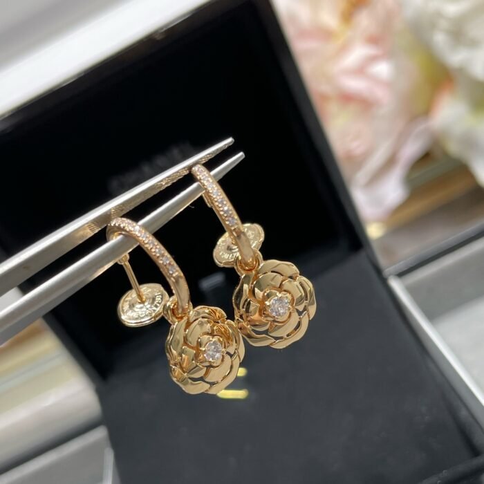 ELSIE LOVE Camélia Earrings Women 18K Gold Plated V Gold Zirconia PVD 5x Layered Flower Jewelry - Image 5