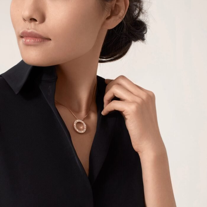 ELSIE LOVE Circle Zircon Pendant Necklace Women 18K Gold Plated V Gold PVD 5x Layered 17-Inch Chain - Image 6
