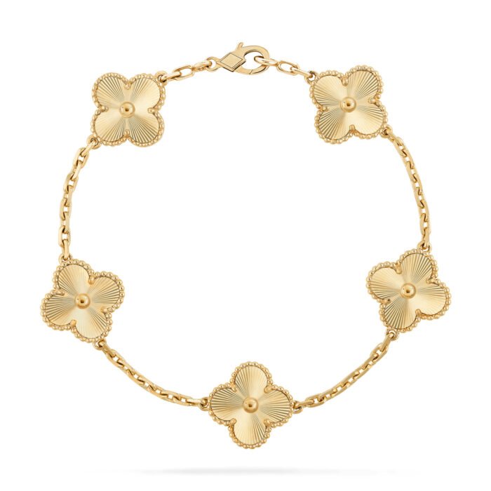 ELSIE LOVE Clover Leaf Bracelet ,925 Silver, 18k Gold Plated - Image 31
