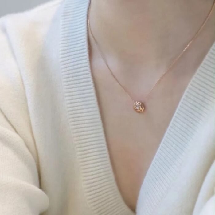 ELSIE LOVE Camélia Necklace Women 18K Rose Gold Plated V Gold Zirconia PVD 5x Layered Flower Pendant - Image 7