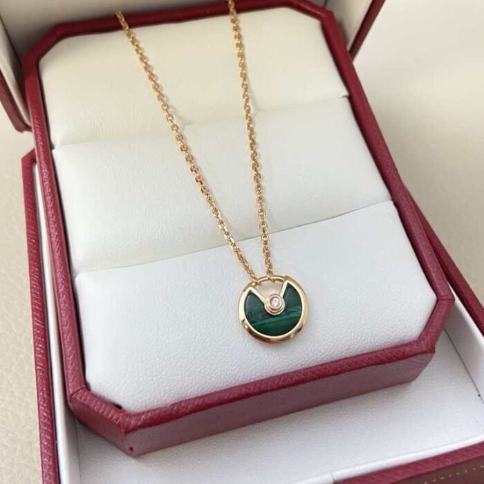 ELSIE LOVE Amulette Necklace · 18K Gold Plated V Gold · Mother-of-Pearl / Onyx / Malachite / Carnelian · Lucky Pendant Choker - Image 8