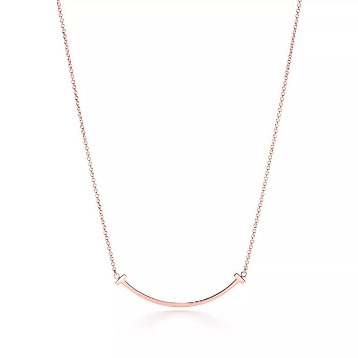 ELSIE LOVE Smile Pendant Small | V Gold 18K Gold Plated Minimalist Necklace - Image 9
