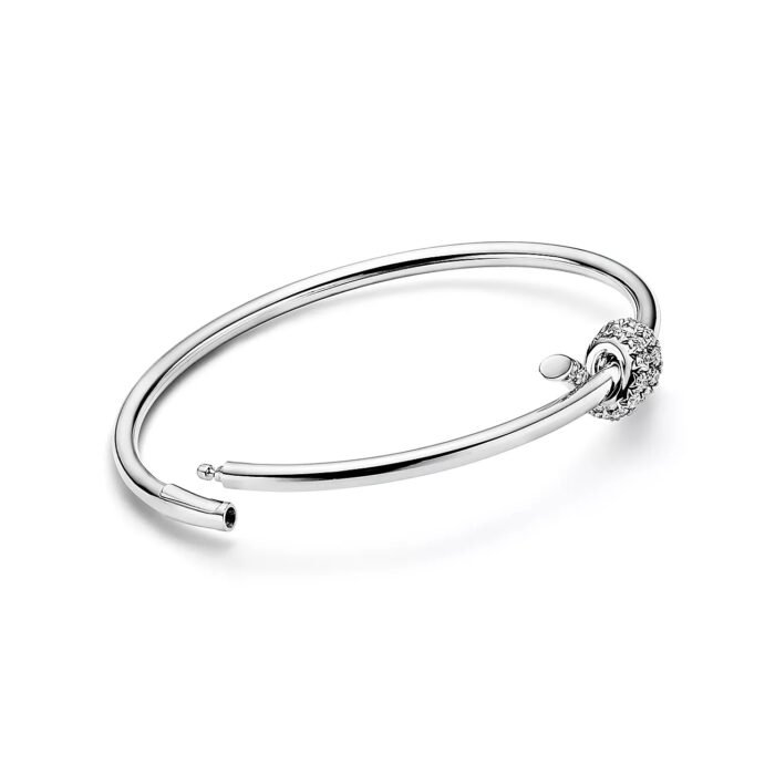 ELSIE LOVE Knot Bracelet with Zirconia · 18K Gold Plated · PVD 5x Layered · V Gold Material - Image 9